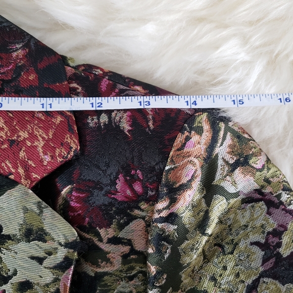 EUC Tahari by Arthur S. Levine Floral Jacquard Satin One Button Blazer Size 2 - Picture 10 of 12